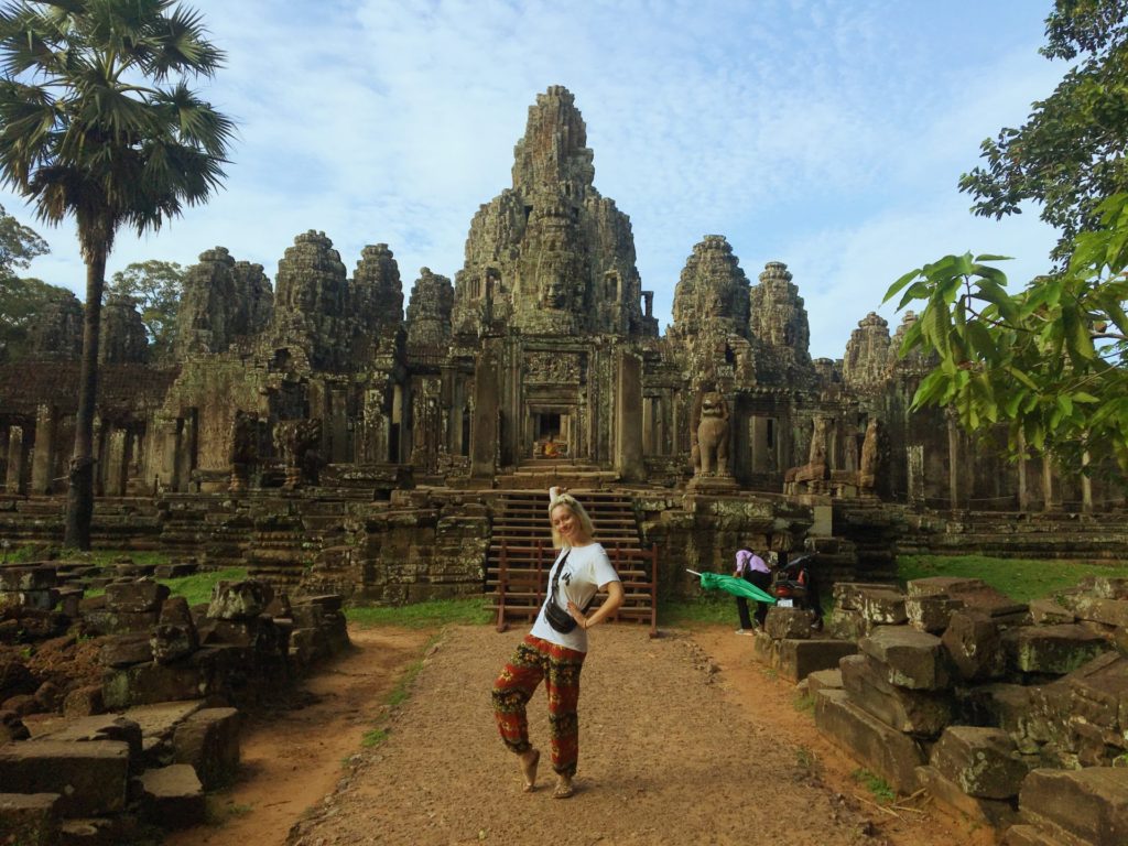 angkor archaelogical park Siem Reap backpacking cambodia 